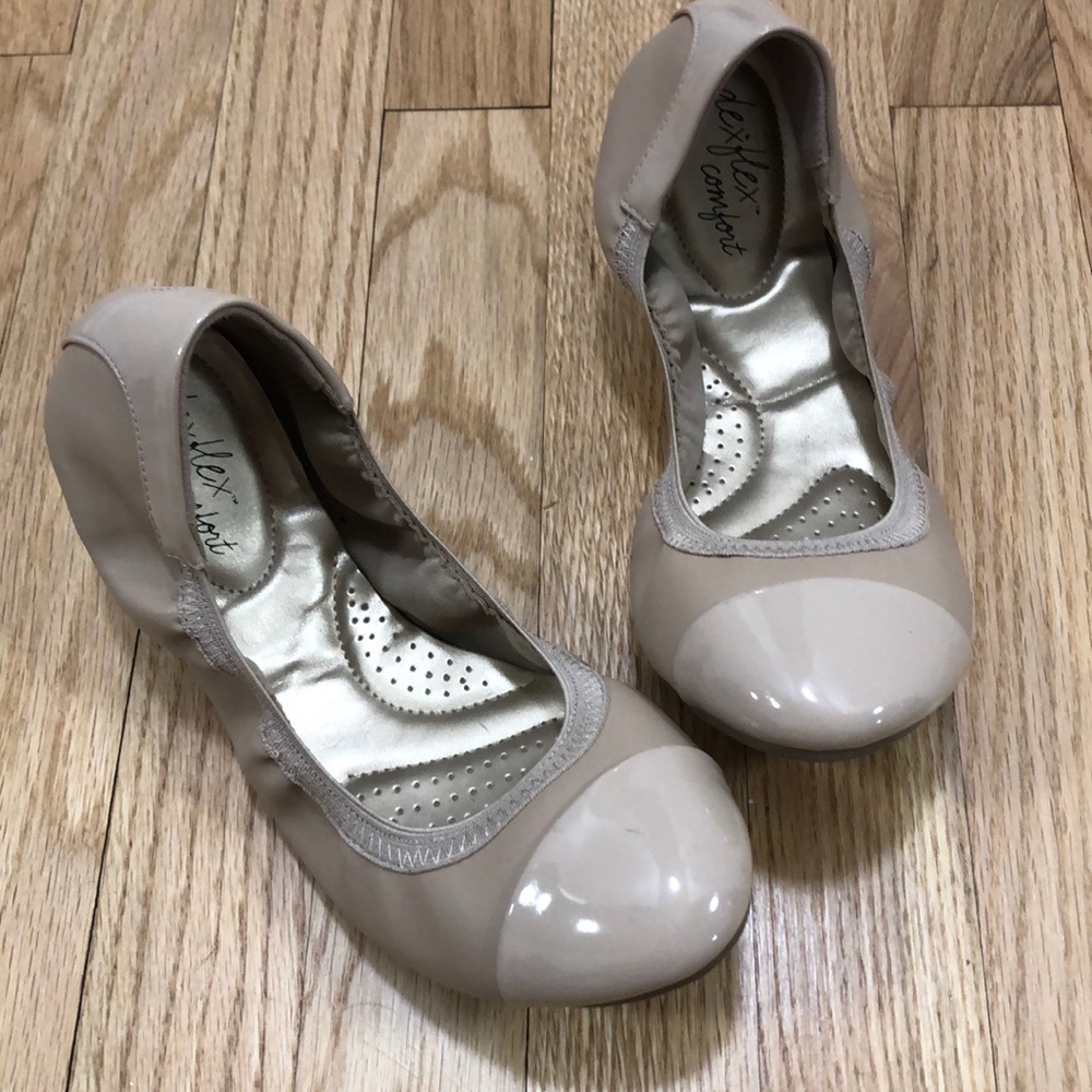 Nude Flats